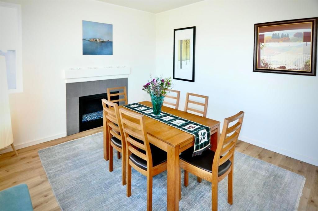 Image 15 of property listing at 11072 Ivy Hill Dr., San Diego, CA 92131