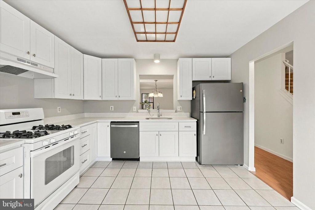 7923-31 RIDGE AVE #27, PHILADELPHIA, PA 19128 — photo 4