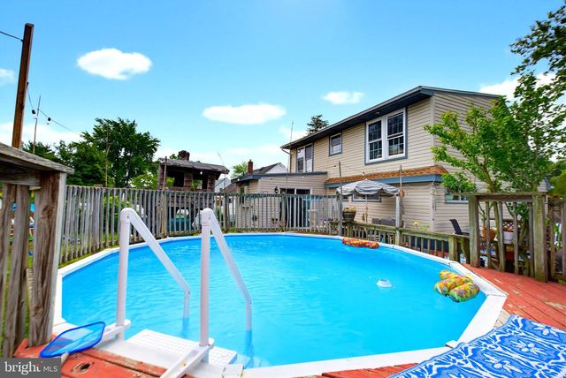 63 LINDEN AVE, Bellmawr, NJ 08031