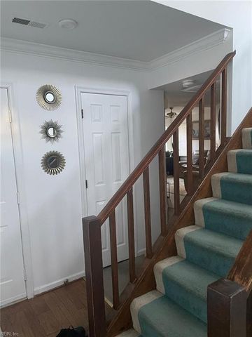 240 Rushlake CT, Newport News, VA 23602