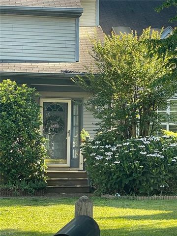 240 Rushlake CT, Newport News, VA 23602