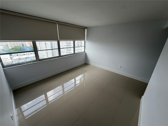18011 Biscayne Boulevard 1802, Aventura, FL 33160