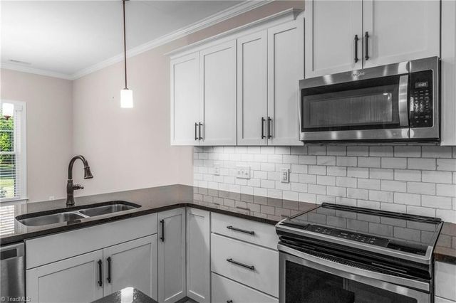 103 Park Place, King, NC 27021