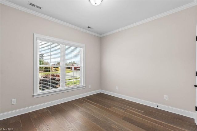 103 Park Place, King, NC 27021