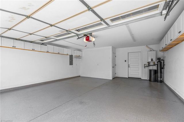 103 Park Place, King, NC 27021