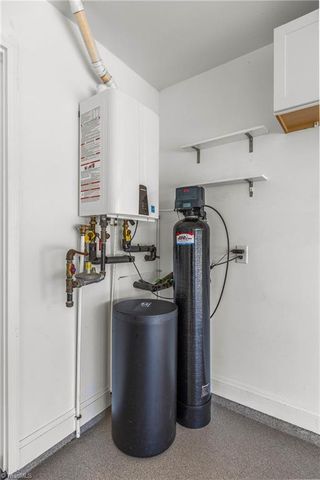 103 Park Place, King, NC 27021