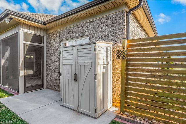 103 Park Place, King, NC 27021