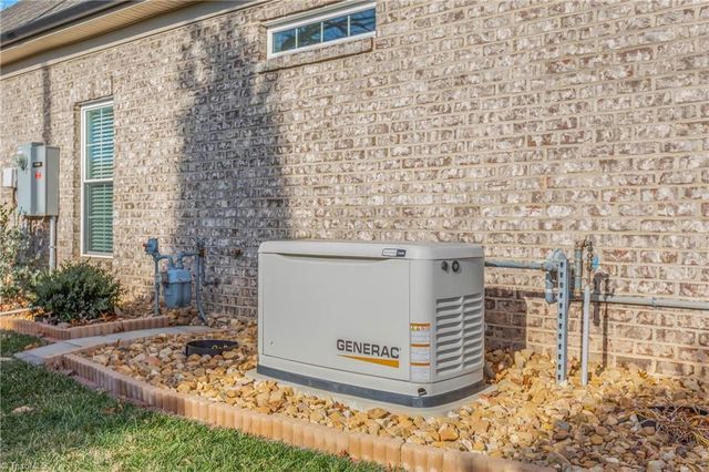 103 Park Place, King, NC 27021