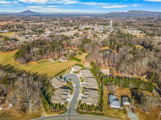 103 Park Place, King, NC 27021