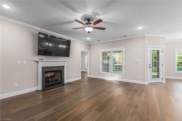 103 Park Place, King, NC 27021