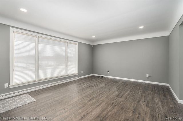 5595 Old Orchard Trail, Orchard Lake, MI 48324