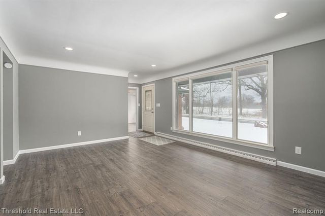 5595 Old Orchard Trail, Orchard Lake, MI 48324