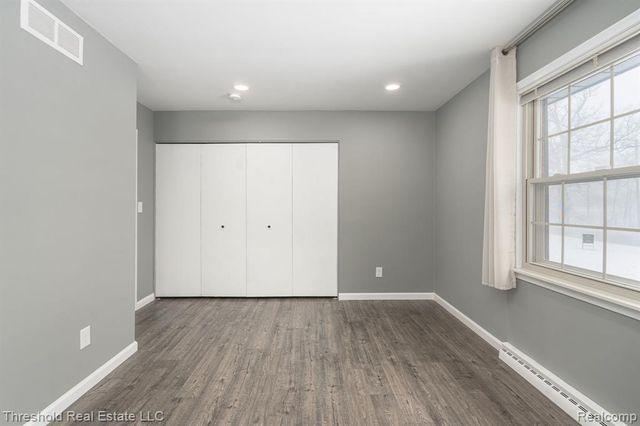 5595 Old Orchard Trail, Orchard Lake, MI 48324