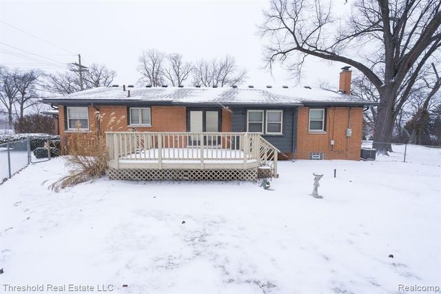 5595 Old Orchard Trail, Orchard Lake, MI 48324