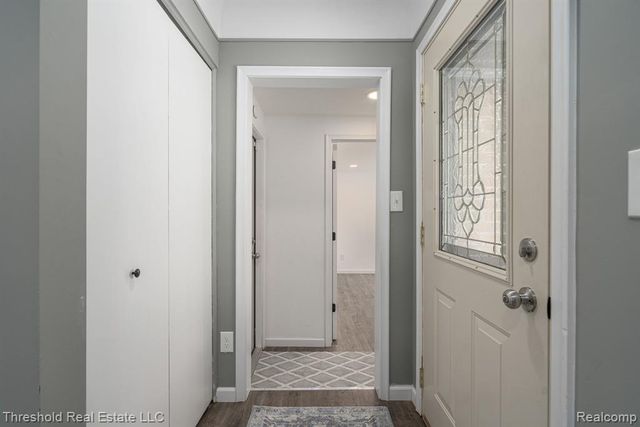 5595 Old Orchard Trail, Orchard Lake, MI 48324