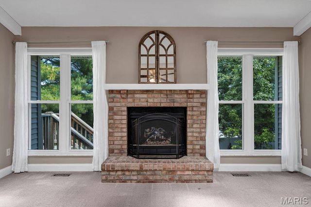 20 Silverdale Court, St Charles, MO 63303