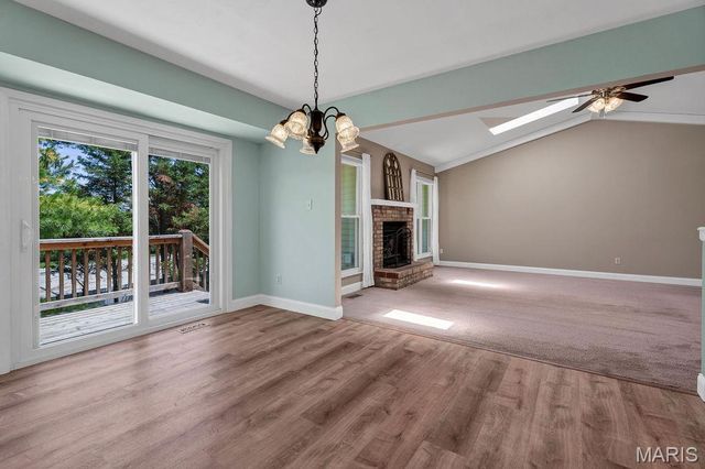 20 Silverdale Court, St Charles, MO 63303