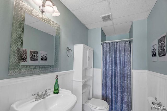 20 Silverdale Court, St Charles, MO 63303