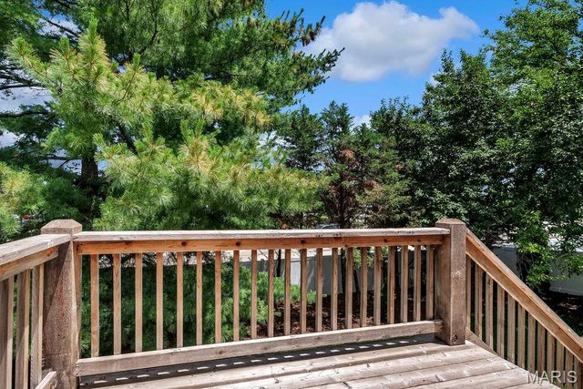 20 Silverdale Court, St Charles, MO 63303