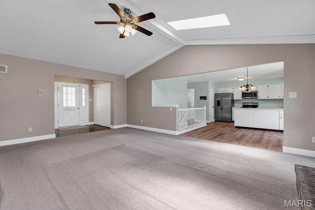 20 Silverdale Court, St Charles, MO 63303
