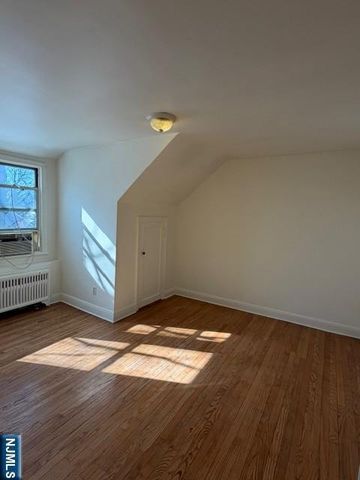 735 Elm Avenue 5F, Teaneck, NJ 07666