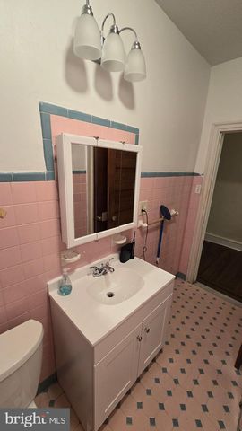 614 WYNNEWOOD RD, Philadelphia, PA 19151