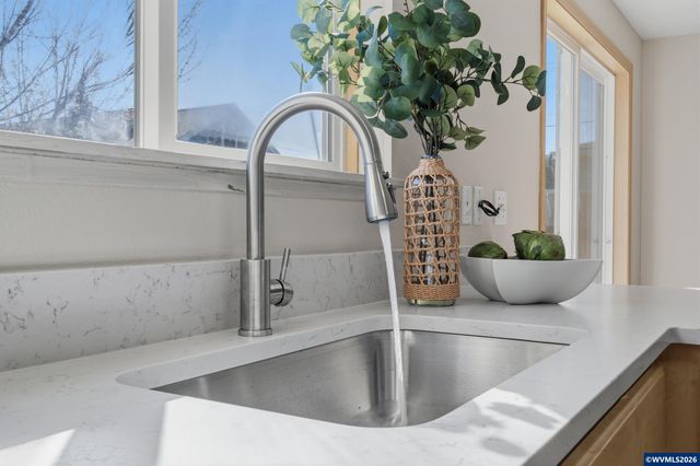 5276 SW Meridian Pl, Corvallis, OR 97333