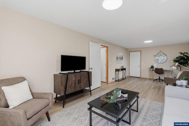 5276 SW Meridian Pl, Corvallis, OR 97333