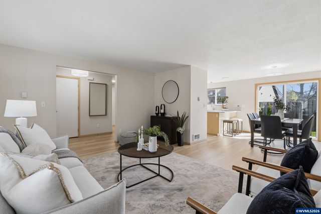 5276 SW Meridian Pl, Corvallis, OR 97333