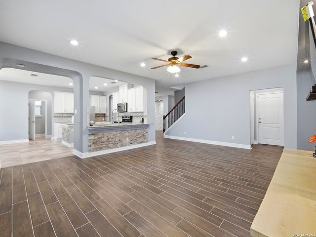 4431 Oak Roset, San Antonio, TX 78259