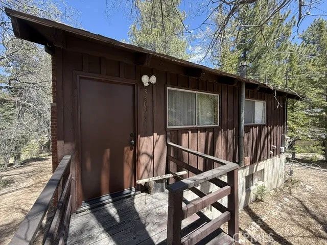 33036 Maple Lane, Green Valley Lake, CA 92341
