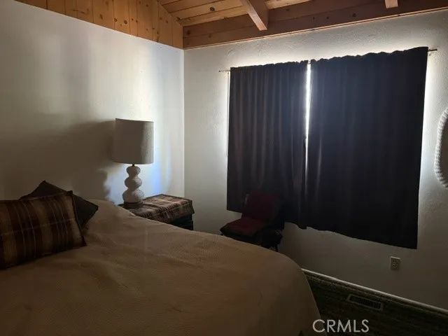 33036 Maple Lane, Green Valley Lake, CA 92341