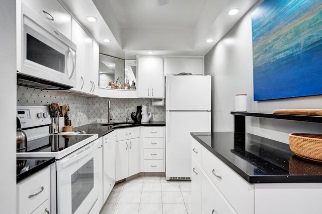 3300 NE 36th Street 1621, Fort Lauderdale, FL 33308