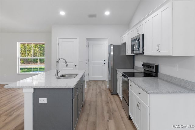 7685 N Maltese Drive, Citrus Springs, FL 34433