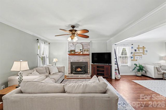 3108 Peregrine Court, Charlotte, NC 28269