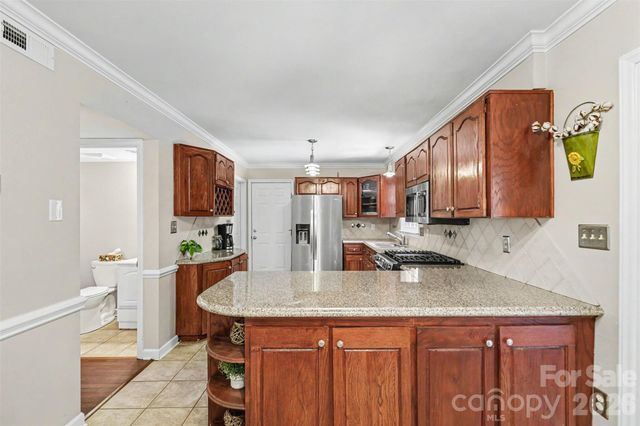3108 Peregrine Court, Charlotte, NC 28269