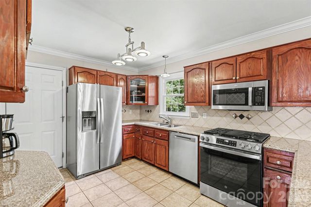 3108 Peregrine Court, Charlotte, NC 28269