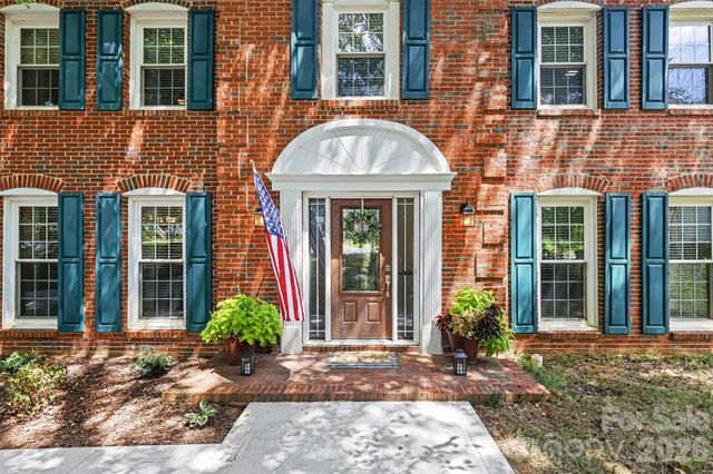 3108 Peregrine Court, Charlotte, NC 28269