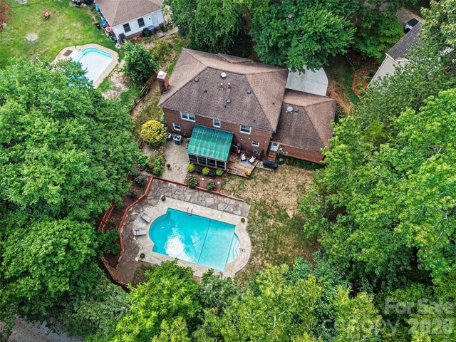 3108 Peregrine Court, Charlotte, NC 28269