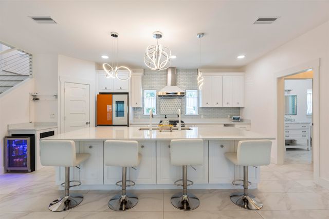 38 Dufferin St., St Augustine, FL 32084