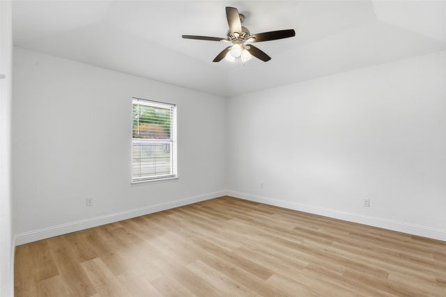 300 Hidden Valley Drive, Aledo, TX 76008