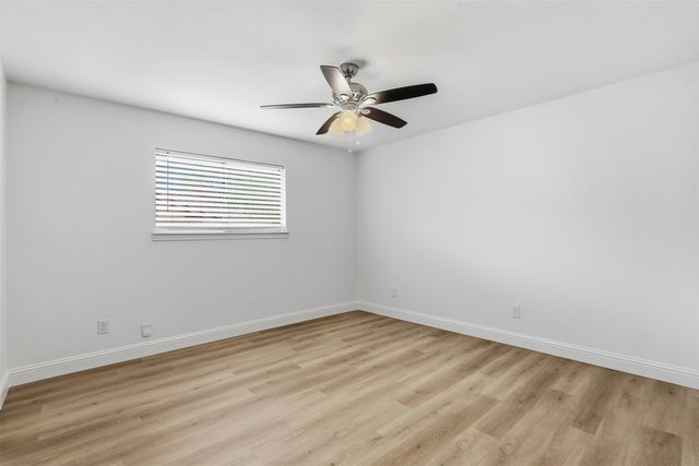 300 Hidden Valley Drive, Aledo, TX 76008