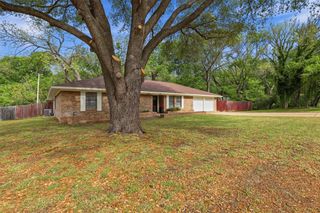 300 Hidden Valley Drive, Aledo, TX 76008