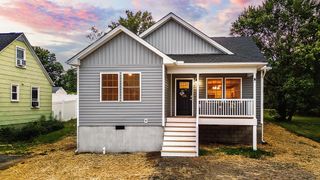 2149 CORTLAND ST, Waynesboro, VA 22980