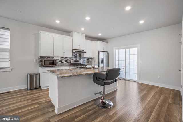 103 WATERSIDE MEWS, Bensalem, PA 19020