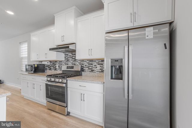 103 WATERSIDE MEWS, Bensalem, PA 19020