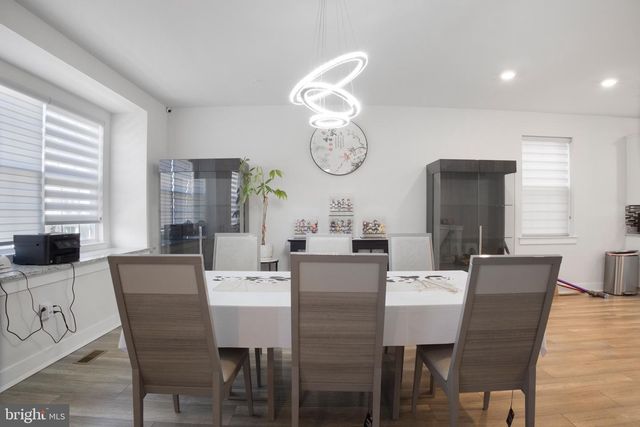 103 WATERSIDE MEWS, Bensalem, PA 19020