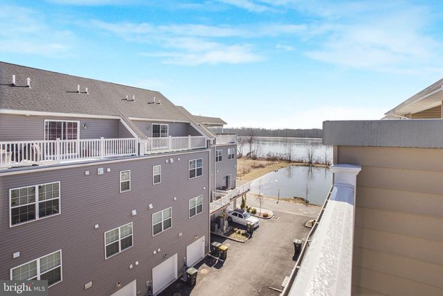 103 WATERSIDE MEWS, Bensalem, PA 19020