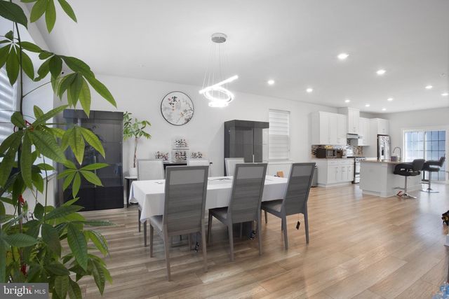 103 WATERSIDE MEWS, Bensalem, PA 19020