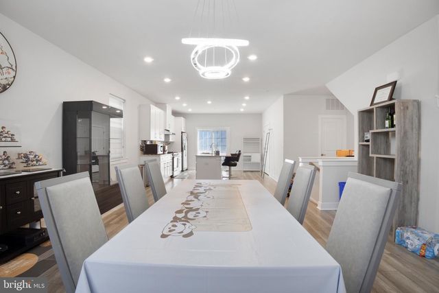 103 WATERSIDE MEWS, Bensalem, PA 19020